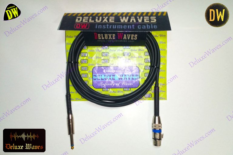 DeluxeWaves - TRS(S)-XLR(F) Cable 5M 001 E